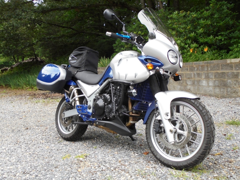 06 Tiger 955i RF.JPG