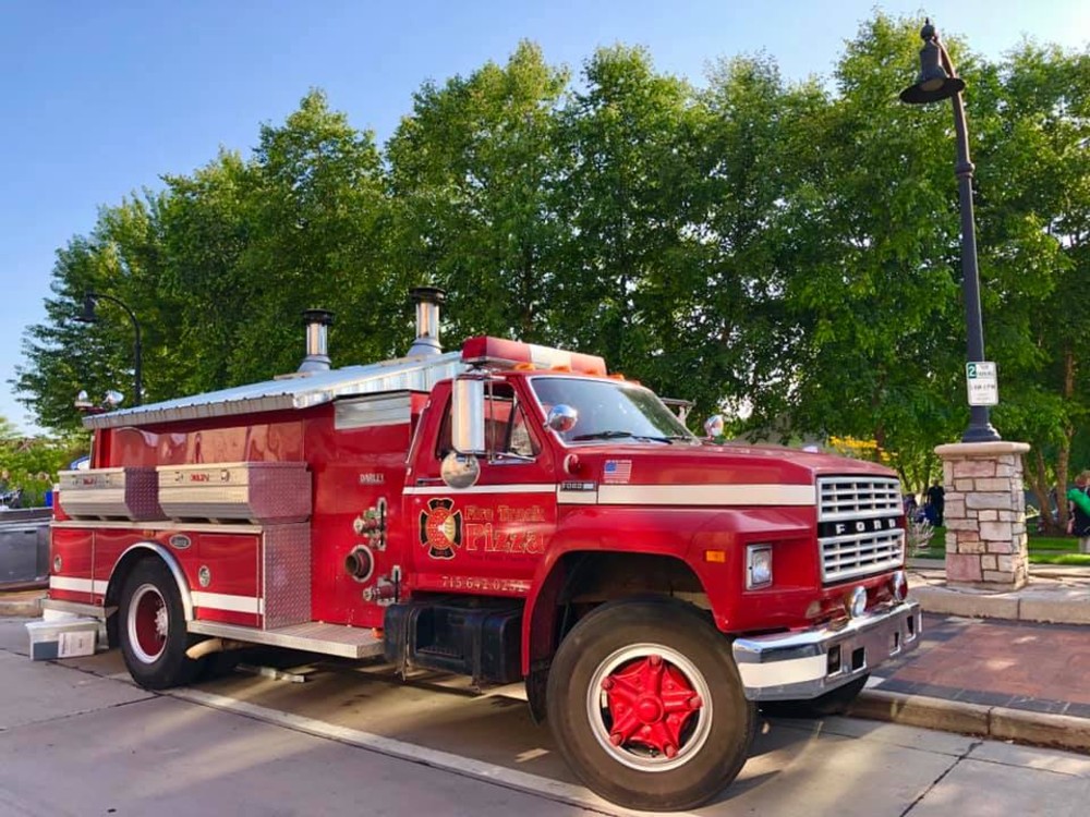 Fire-Truck-PIzza-Ford-F-800.jpg