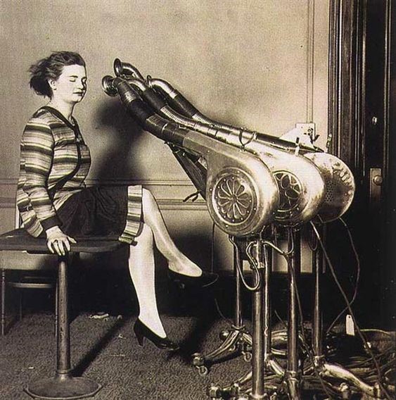 Salon hir dryer 1920.jpg