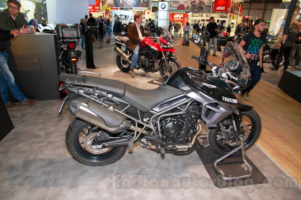 Triumph-Tiger-800-XR-side-at-EICMA-2014-1024x682.jpg