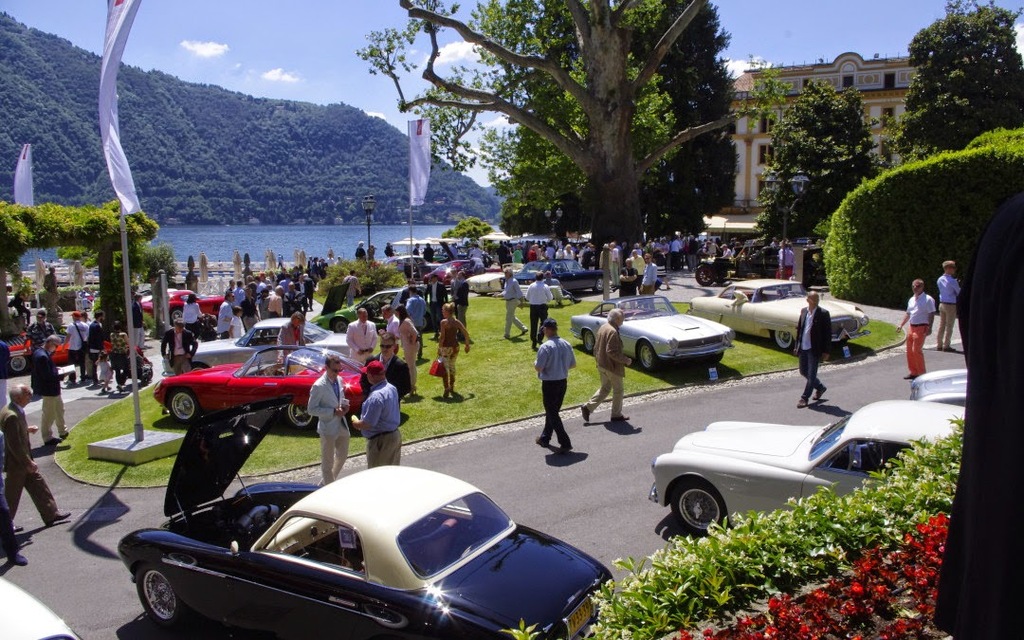 Villa-dEste-2014-classic-cars-in-the-garden-1080x675.jpg